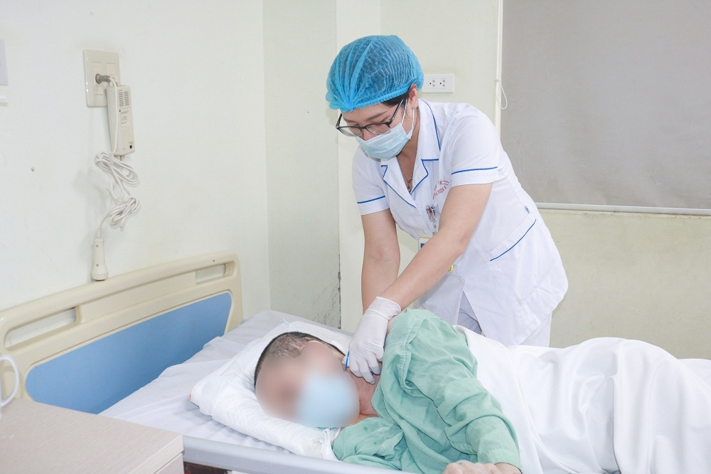 Bệnh viện E: Thành công lấy lại khả năng vận động cho bệnh nhân dị dạng cổ chẩm hiếm gặp